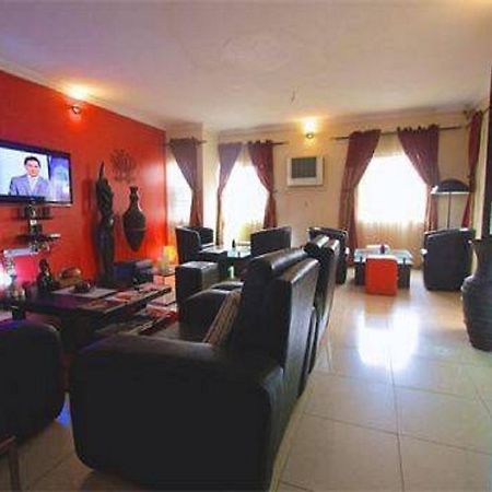 Number 95 Suites Лагос Экстерьер фото