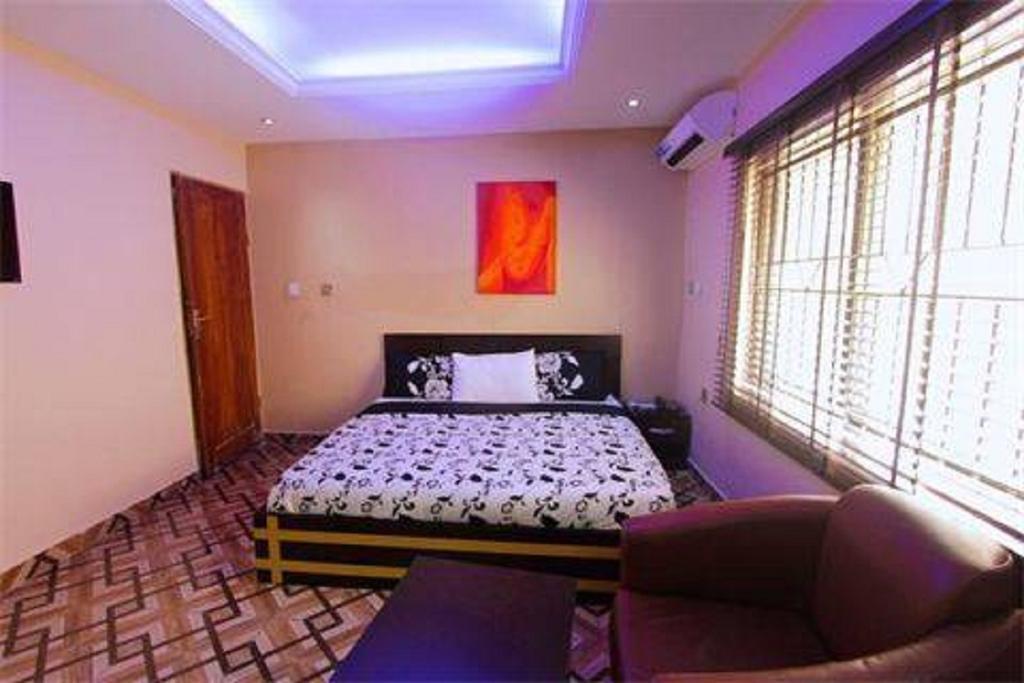 Number 95 Suites Лагос Экстерьер фото