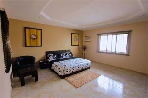 Number 95 Suites Лагос Экстерьер фото